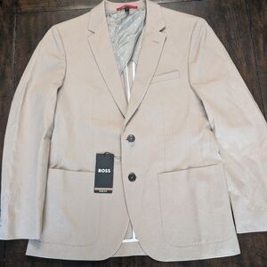 NWT BOSS Blazer – Size 42S